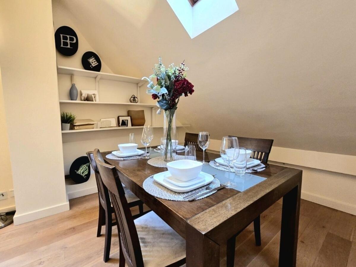 2bd Heart Of Soho&covent *